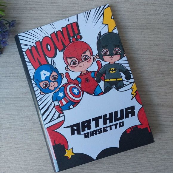 Cuaderno superhéroes personalizado